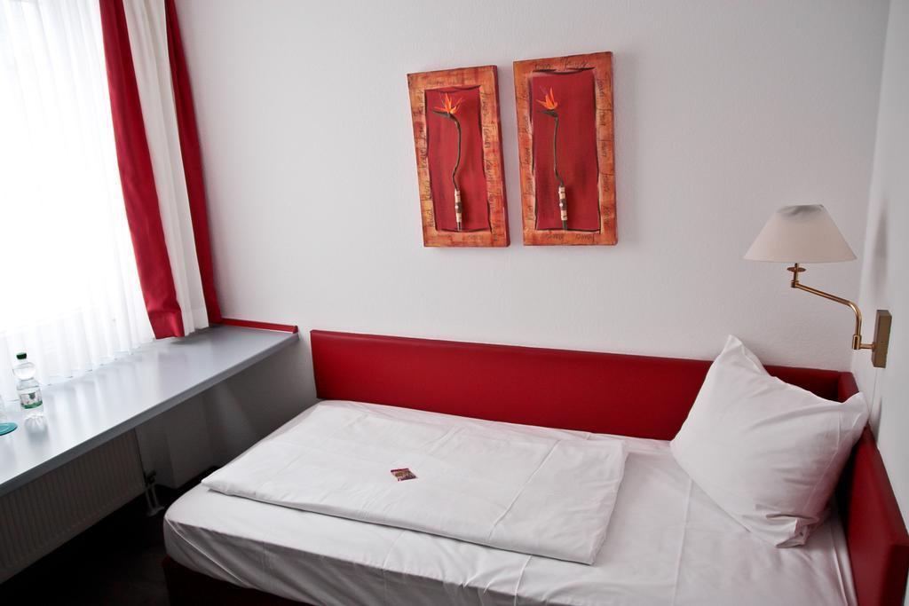 Hotel Postbauer-Heng, E-Mobilitaet, Ladestationen Fuer Elektroautos Chambre photo