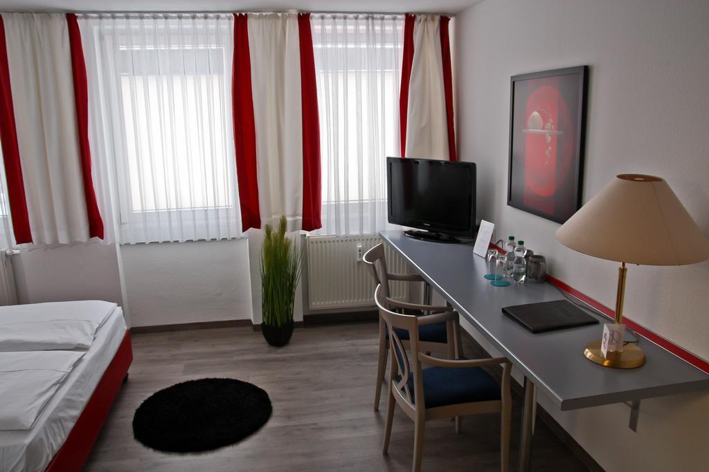 Hotel Postbauer-Heng, E-Mobilitaet, Ladestationen Fuer Elektroautos Chambre photo